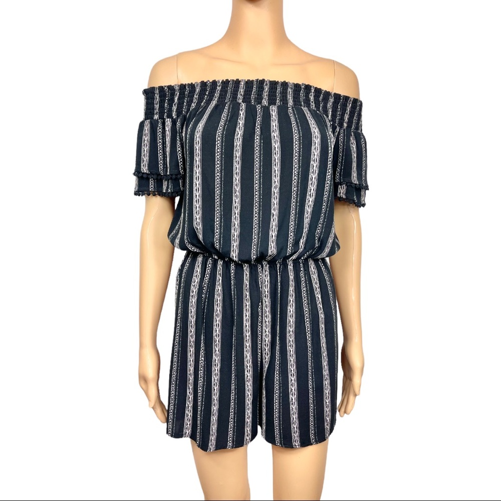 Xhilaration Women’s Black with Beige Aztec Stripe Off Shoulder Romper XS